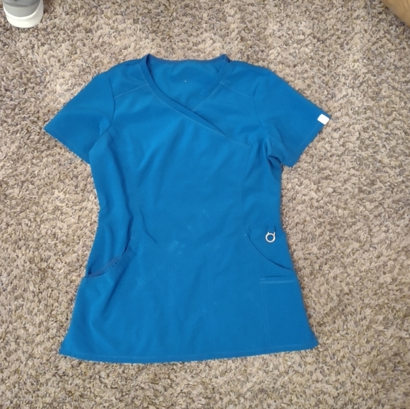 Cherokee Infinity Scrub Set - Picture 2 of 3